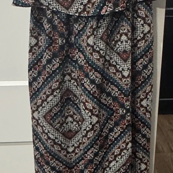 Dynamite Boho Maxi Dress Geometric Print Strappy Flowy Women’s Size L - Picture 6 of 7